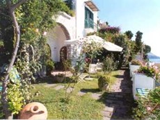 Photo 2 of Reviews of Positano Villa Rental Within Walking Distance of Town