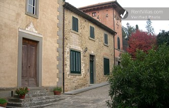 Image 27 of Photos of Tuscany Apartment Rentals Near Cortona - Cortonese - Il Melo - RentVillas.com