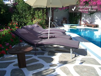 Image 2 of Photos of Paros Villa Rental in the Picturesque Village of Naoussa  - Villa Naoussa - RentVillas.com