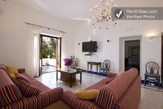 Image 6 of Photos of Large Amalfi Coast Villa Rental with Pool - Villa la Potenza - RentVillas.com