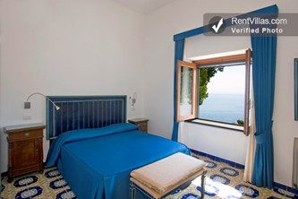 Image 14 of Photos of Large Amalfi Coast Villa Rental with Pool - Villa la Potenza - RentVillas.com
