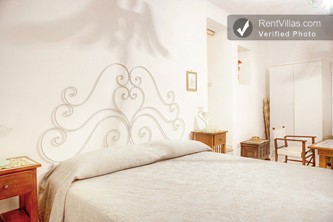 Image 9 of Photos of Amalfi Coast Villa Rental near Positano with Sea Views - Marinella - RentVillas.com
