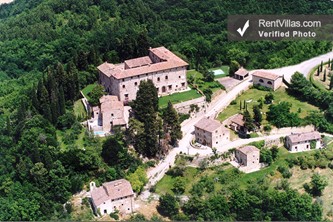 Image 31 of Photos of Tuscany Apartment in a Castle Hamlet Close to Florence - Machiavelli - Castello - RentVillas.com