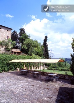 Image 34 of Photos of Tuscany Apartment in a Castle Hamlet Close to Florence - Machiavelli - Castello - RentVillas.com