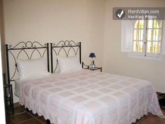 Image 14 of Photos of Villa Rental in Estepona Spain - Estepona - La Palmera - RentVillas.com