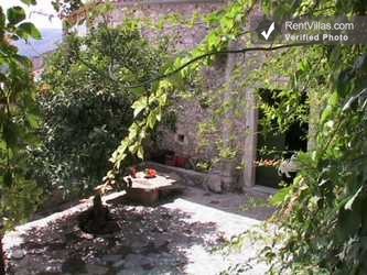 Image 1 of Photos of Greek Villa - Villa Episkopi - RentVillas.com
