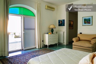 Image 28 of Photos of Amalfi Coast Villa - Villa Magestica - RentVillas.com