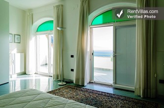 Image 29 of Photos of Amalfi Coast Villa - Villa Magestica - RentVillas.com