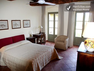 Image 10 of Photos of Tuscany Villa Rental in Chianti - Villa Certaldo - RentVillas.com