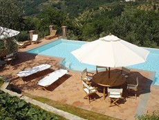 Photo of Beautiful Hilltop Villa in Tuscany with Spectacular Views