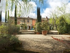 Photo 2 of Farmhouse Accommodation in Tuscany