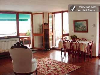 Image 6 of Photos of Cinque Terre Apartment - Casa Rossini - RentVillas.com