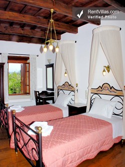Image 19 of Photos of Greek Villa - Villa Cadmus - RentVillas.com