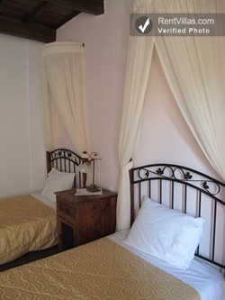Image 22 of Photos of Greek Villa for Rent - Villa Argus - RentVillas.com