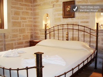 Image 18 of Photos of Holiday Villa in Crete in a Village - Villa Artemis - RentVillas.com