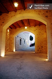 Image 31 of Photos of Holiday Villa in Crete in a Village - Villa Artemis - RentVillas.com
