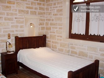 Image 20 of Photos of Holiday Villa in Crete in a Village - Villa Artemis - RentVillas.com