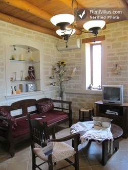 Image 5 of Photos of Holiday Villa in Crete in a Village - Villa Artemis - RentVillas.com