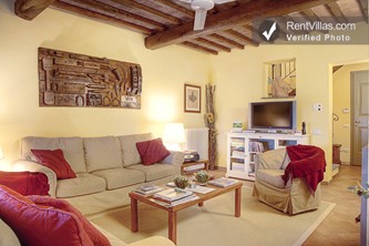 Image 4 of Photos of Family-Friendly Villa Rental in Tuscany with Pool - Villa Sella - RentVillas.com