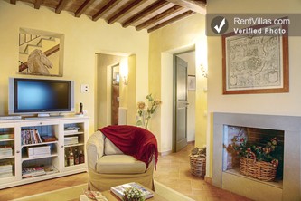 Image 7 of Photos of Family-Friendly Villa Rental in Tuscany with Pool - Villa Sella - RentVillas.com
