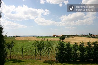 Image 19 of Photos of Apartment Rental in Tuscany, Foiano della Chiana - Le Cinque Erbe - Salvia - RentVillas.com