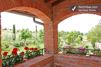 Image 22 of Photos of Apartment Rental in Tuscany, Foiano della Chiana - Le Cinque Erbe - Salvia - RentVillas.com