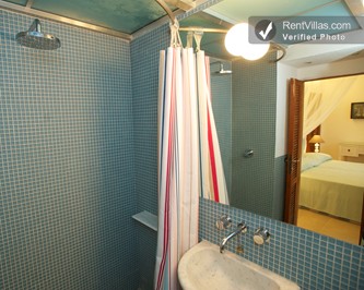 Image 31 of Photos of Villa Rental in Liguria, Portofino - Villa San Fruttuoso - RentVillas.com