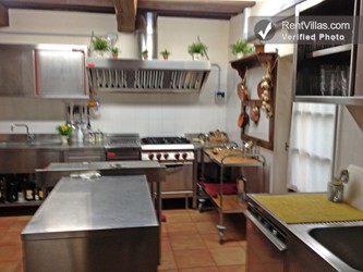 Image 9 of Photos of Large Villa in Tuscany with Two Pools - Villa Ponte - RentVillas.com