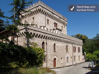 Image 15 of Photos of Historic Castle Apartment Walking Distance to Village - Castello Flaminia - San Filippo - RentVillas.com
