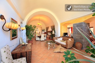 Image 4 of Photos of Villa near Sorrento - Villa Due Golfi - RentVillas.com