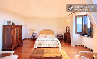 Image 14 of Photos of Villa near Sorrento - Villa Due Golfi - RentVillas.com