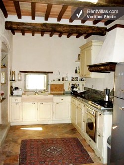 Image 7 of Photos of Large Farmhouse in Tuscany with Stunning Views and Privacy - Casa del Saraceno - RentVillas.com