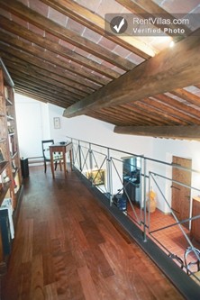 Image 8 of Photos of Country House Near Florence - Casa Biscotto - RentVillas.com