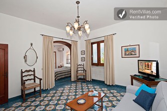 Image 3 of Photos of Amalfi Coast Villa Rental with Short Walk to Town - Casa Toto - RentVillas.com