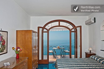Image 10 of Photos of Amalfi Coast Villa Rental with Short Walk to Town - Casa Toto - RentVillas.com