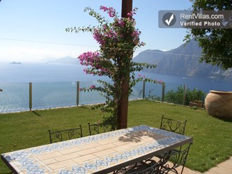 Image 29 of Photos of Amalfi Coast Villa - Villa Il Pescatore - RentVillas.com