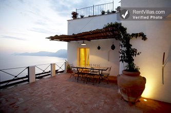 Image 32 of Photos of Amalfi Coast Villa - Villa Il Pescatore - RentVillas.com