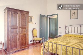 Image 21 of Photos of Tuscany Villa Rental near Greve - Antonietta - RentVillas.com