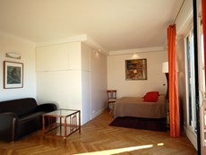 Photo 2 of Paris Studio Near Eiffel Tower