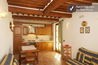 Image 11 of Photos of Farmhouse in Southern Tuscany with Pool - Podere Chianciano - RentVillas.com