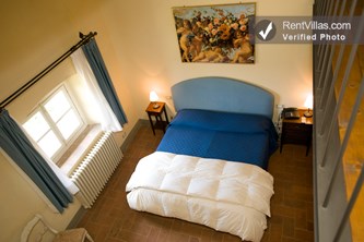 Image 18 of Photos of Large Villa Rental in Tuscany Near Florence with Pool - Villa Gialla - 20 - RentVillas.com