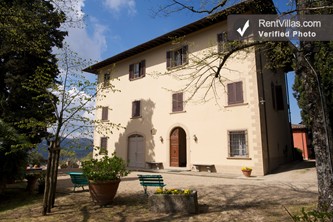 Image 38 of Photos of Large Villa Rental in Tuscany Near Florence with Pool - Villa Gialla - 20 - RentVillas.com