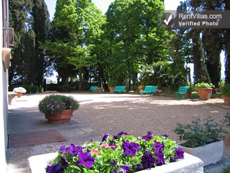 Image 1 of Photos of Large Villa Rental in Tuscany Near Florence with Pool - Villa Gialla - 20 - RentVillas.com