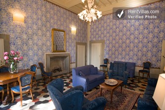 Image 4 of Photos of Beautiful Large Villa Close to Florence - Villa Gialla - 14 - RentVillas.com