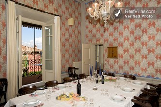 Image 8 of Photos of Beautiful Large Villa Close to Florence - Villa Gialla - 14 - RentVillas.com