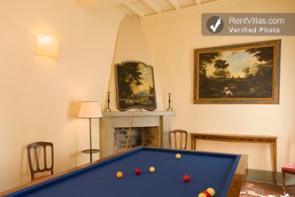 Image 10 of Photos of Beautiful Large Villa Close to Florence - Villa Gialla - 14 - RentVillas.com