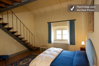 Image 23 of Photos of Beautiful Large Villa Close to Florence - Villa Gialla - 14 - RentVillas.com