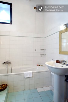 Image 8 of Photos of Holiday Apartment in the Center of San Gimignano - S. Gimignano 6 - RentVillas.com