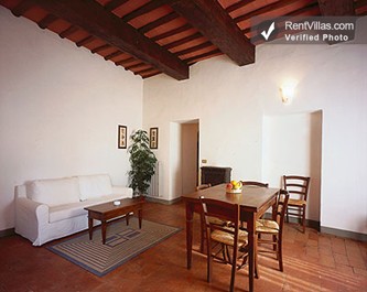 Image 2 of Photos of Holiday Apartment in the Center of San Gimignano - S. Gimignano 6 - RentVillas.com