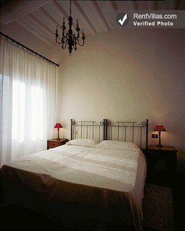 Image 6 of Photos of Holiday Apartment in the Center of San Gimignano - S. Gimignano 6 - RentVillas.com